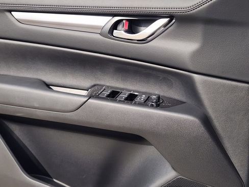 New 2025 MAZDA CX-5 AWD 2.5 S w/ Preferred Package image 15