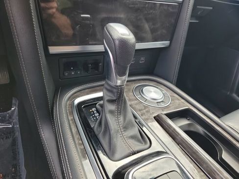 Used 2023 Nissan Armada Platinum w/ Captain's Chairs Package RWD image 35
