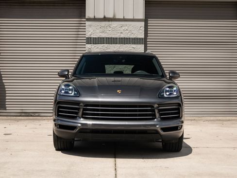 Used 2019 Porsche Cayenne S AWD/4WD image 3