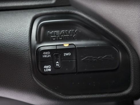 Used 2021 RAM 2500 Big Horn image 27