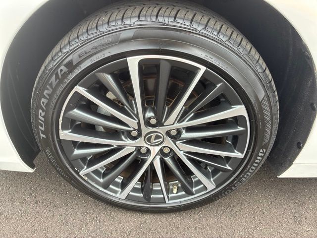 Used 2024 Lexus ES 350 w/ Premium Package FWD image 15