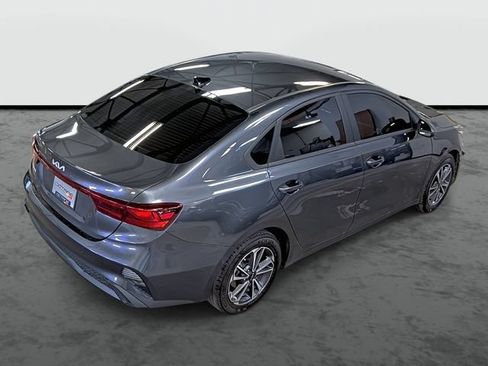 Used 2024 Kia Forte LXS FWD image 4