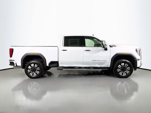 New 2026 GMC Sierra 2500 Denali w/ Denali Reserve Package AWD/4WD image 8