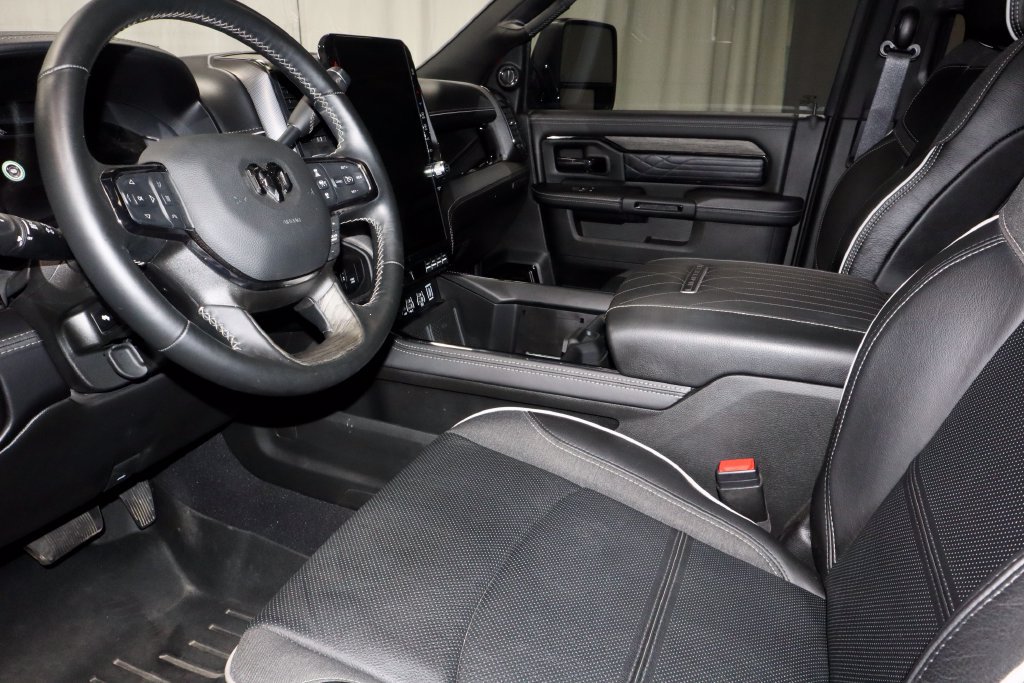 Used 2026 RAM 3500 Limited AWD/4WD image 25