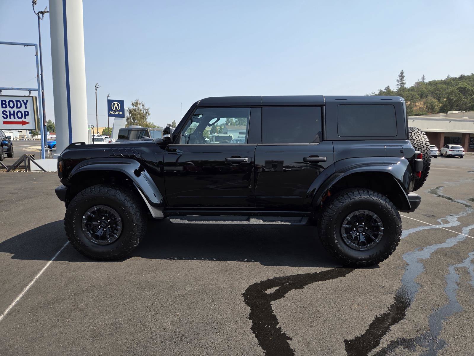New 2026 Ford Bronco Raptor AWD/4WD image 8