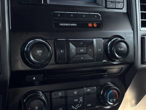 Used 2018 Ford F350 XLT w/ FX4 4x4 Off Road Package image 41