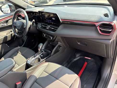 Used 2026 Chevrolet TrailBlazer RS w/ Convenience Package FWD image 29