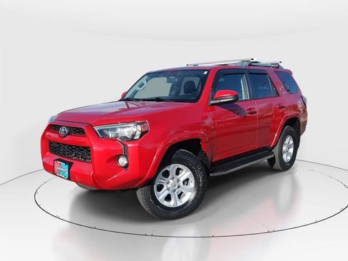 Used 2017 Toyota 4Runner SR5 image 1