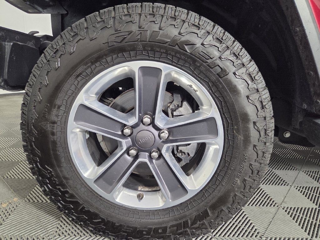 Used 2021 Jeep Wrangler Unlimited Sahara AWD/4WD image 28