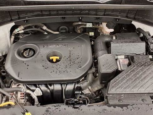 Used 2019 Hyundai Tucson SE image 36