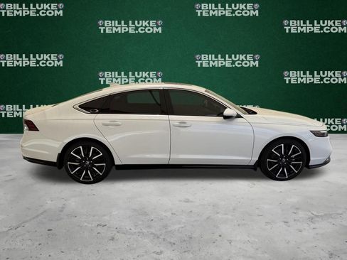 Used 2024 Honda Accord Touring image 3