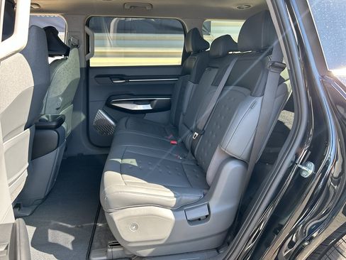New 2026 Kia EV9 Wind AWD/4WD image 13