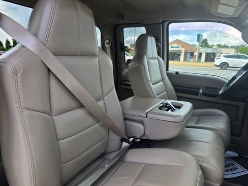 Used 2010 Ford F350 XLT AWD/4WD image 10