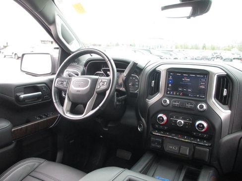 Used 2021 GMC Sierra 1500 Denali w/ Denali Ultimate Package image 29