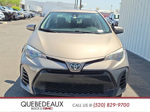 Used 2017 Toyota Corolla SE w/ Carpet Mat Package (TMS) FWD image 2