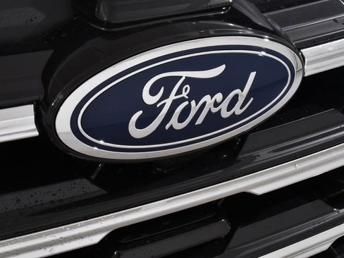 New 2026 Ford Explorer Active image 22