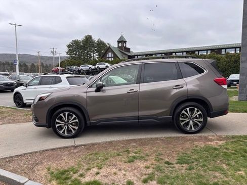 Certified 2023 Subaru Forester Limited AWD/4WD image 8