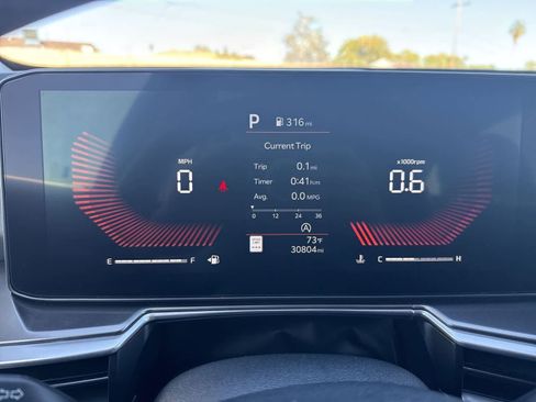 Used 2024 Kia Sorento S image 30