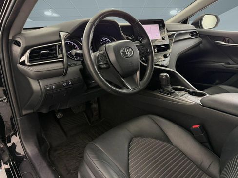 Used 2024 Toyota Camry SE w/ Blackout Package (TMS) FWD image 4