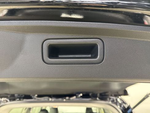 New 2026 Nissan Armada SV image 33