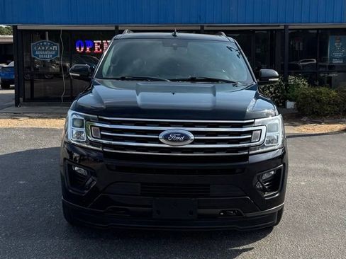 Used 2021 Ford Expedition XLT AWD/4WD image 3