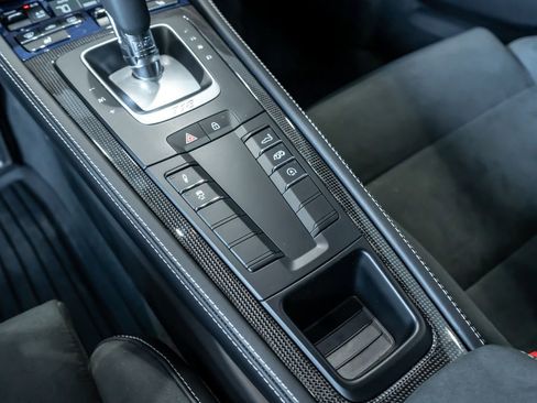 Certified 2025 Porsche 718 Cayman GTS RWD image 22