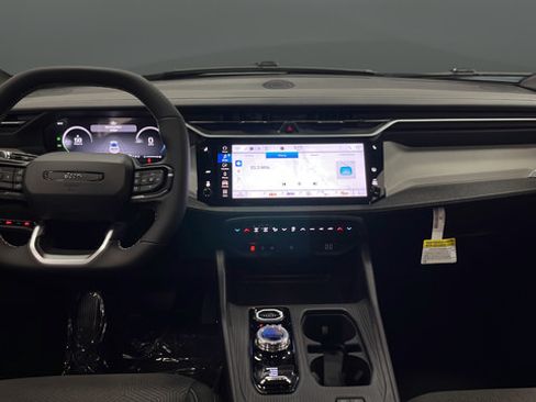 New 2026 Jeep Cherokee Laredo AWD/4WD image 11