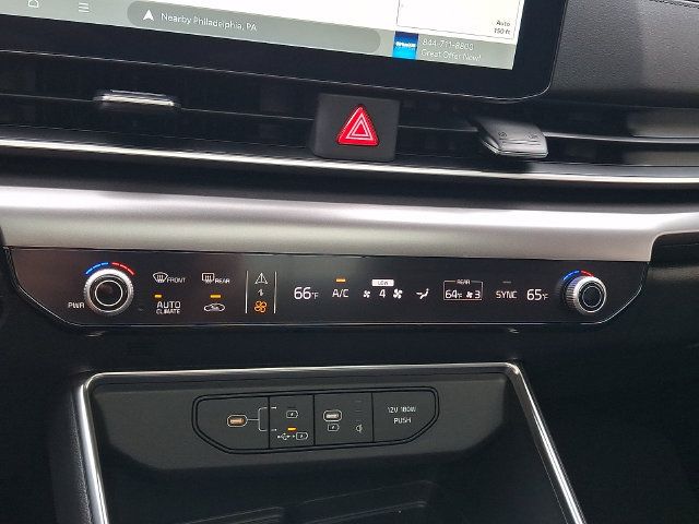 Certified 2025 Kia Carnival SX w/ SX Dark Edition Package FWD image 17