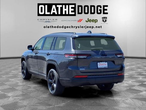 New 2026 Jeep Grand Cherokee L Limited AWD/4WD image 3
