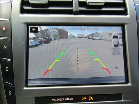 Used 2018 Lincoln MKZ Reserve w/ Climate Package image 26