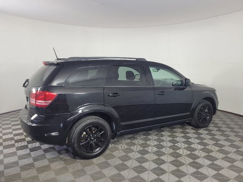 Used 2020 Dodge Journey SE w/ SE Popular Equipment Group FWD image 10