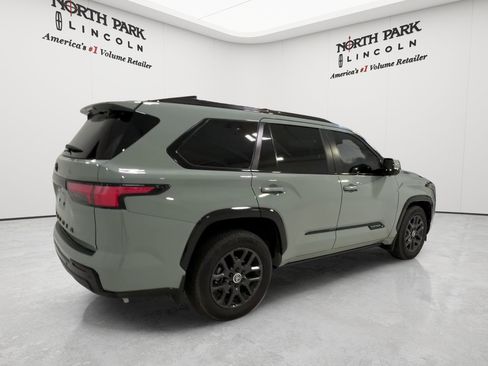 Used 2024 Toyota Sequoia Platinum RWD image 5