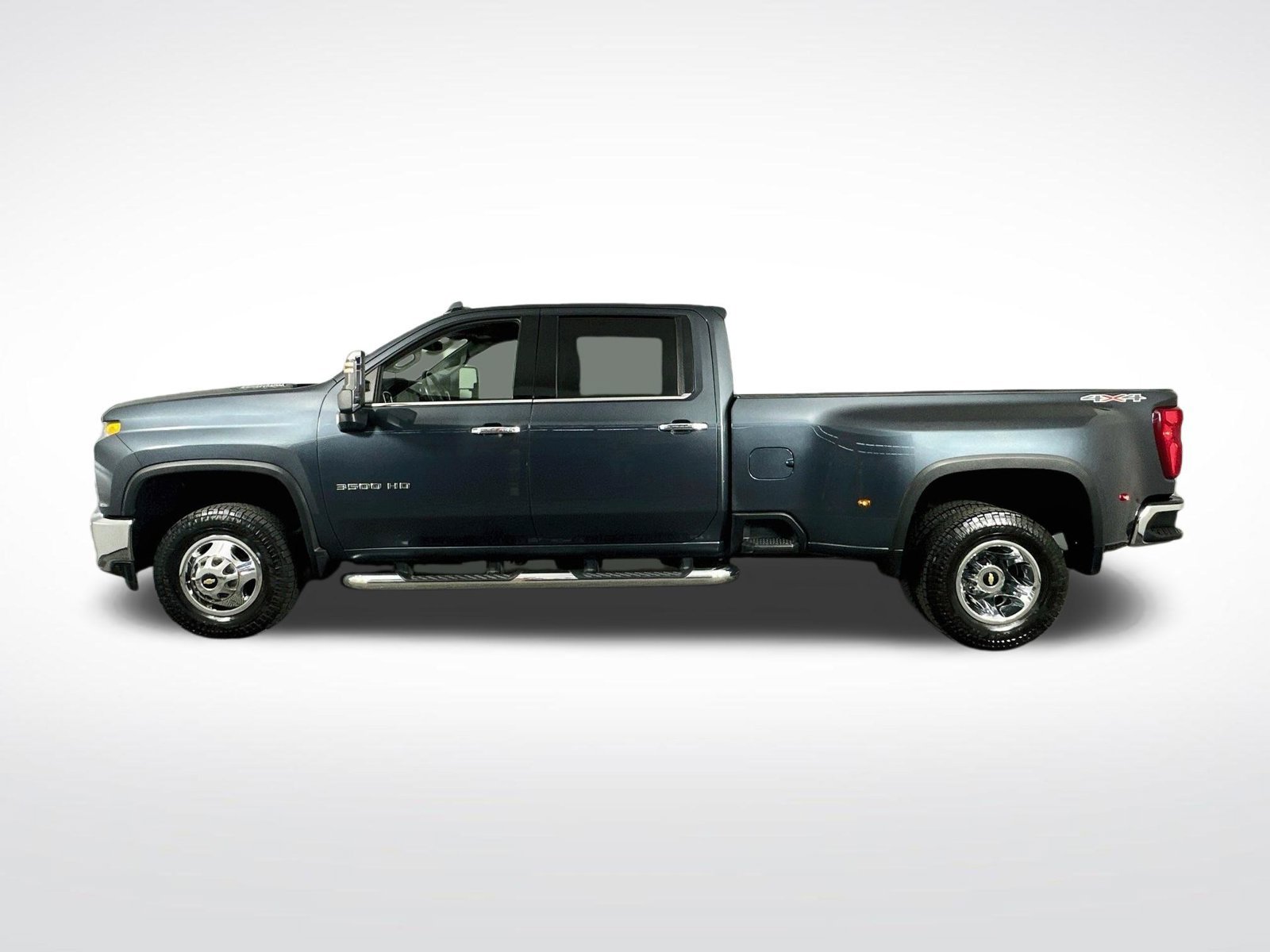 Used 2020 Chevrolet Silverado 3500 LTZ w/ LTZ Plus Package AWD/4WD image 5