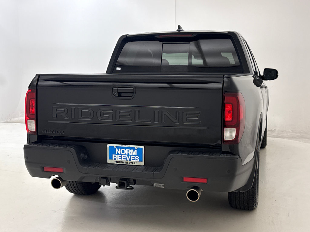 Certified 2025 Honda Ridgeline Black Edition image 9