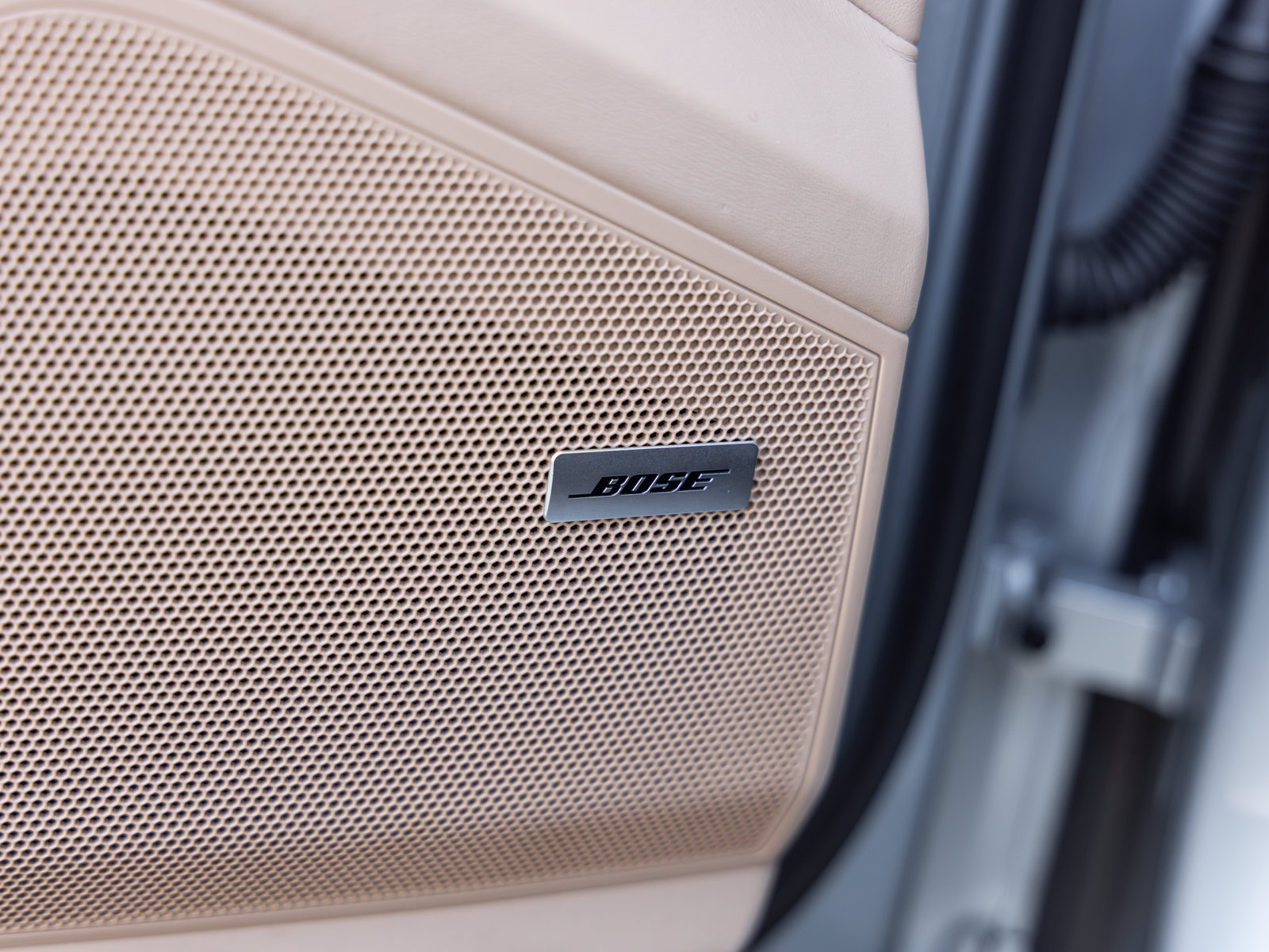 Certified 2025 Porsche Cayenne GTS AWD/4WD image 30