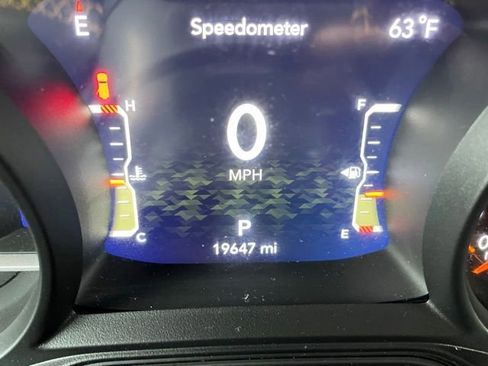 Used 2024 Jeep Wrangler Unlimited Sport AWD/4WD image 17