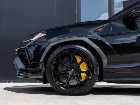 Used 2024 Lamborghini Urus Performante image 11
