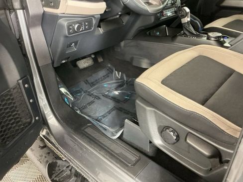 Used 2022 Ford Bronco Wildtrak image 17