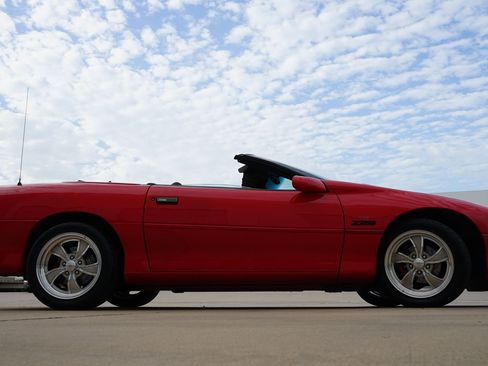 Used 1995 Chevrolet Camaro Z28 image 19