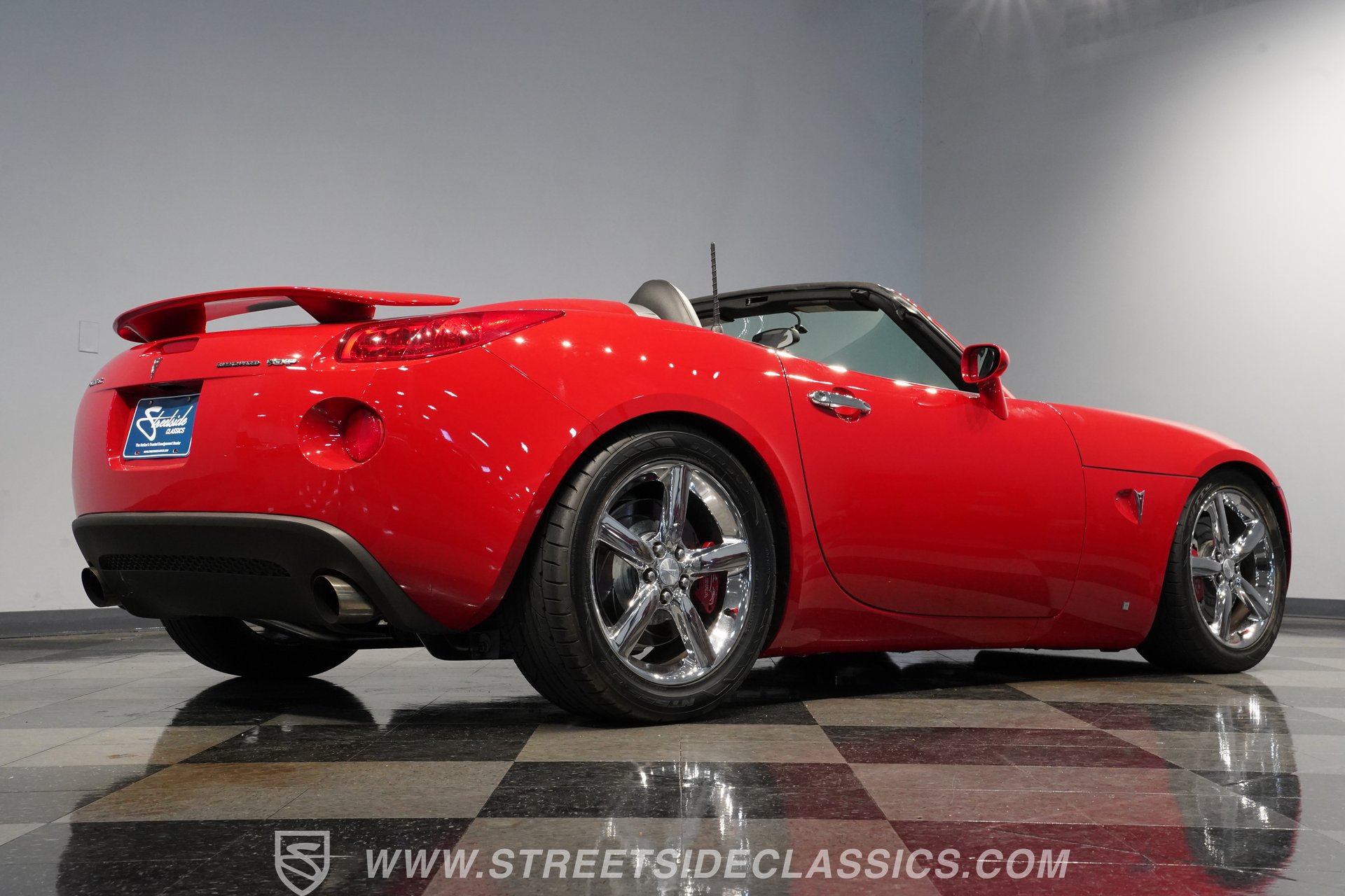 Used 2007 Pontiac Solstice GXP RWD image 28