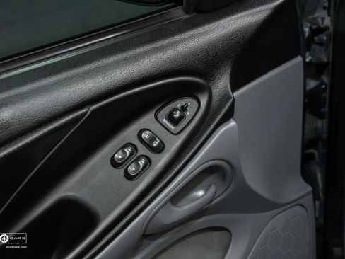 Used 1994 Ford Mustang GT RWD image 22