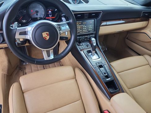 Used 2014 Porsche 911 Carrera 4S image 14