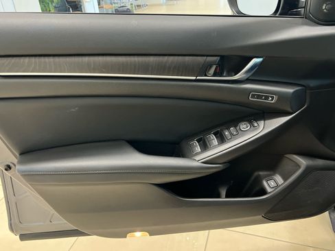 Used 2022 Honda Accord EX-L image 9