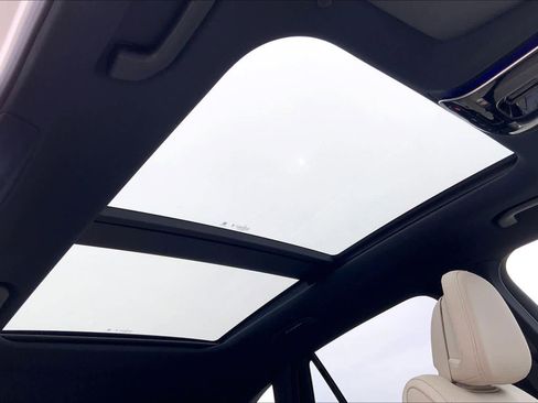 New 2026 Mercedes-Benz GLC 300 GLC 300 image 11