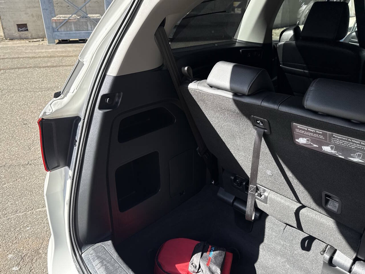Used 2023 Honda Odyssey Touring image 17