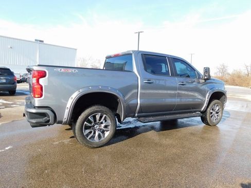 Used 2022 Chevrolet Silverado 1500 RST image 3