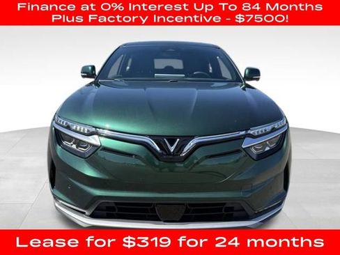 New 2025 VinFast VF 8 Plus image 2