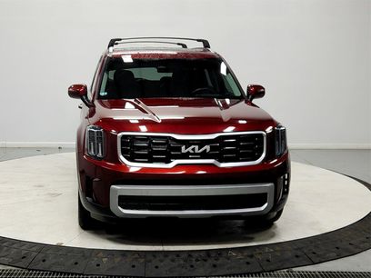 Used 2024 Kia Telluride S w/ S Sunroof Package