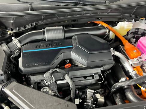 Used 2025 Hyundai Tucson Limited image 37