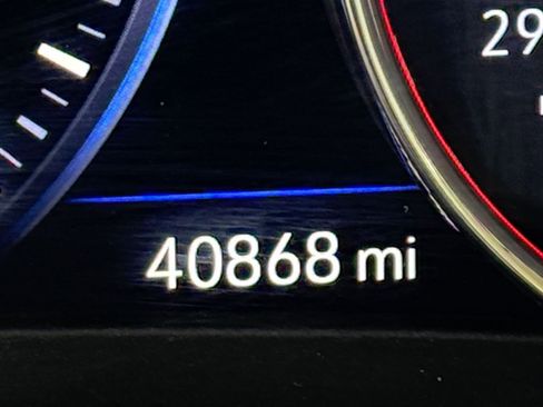 Used 2024 Chevrolet Malibu LT image 34